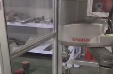 蘇州天湖機(jī)械-機(jī)器人取料